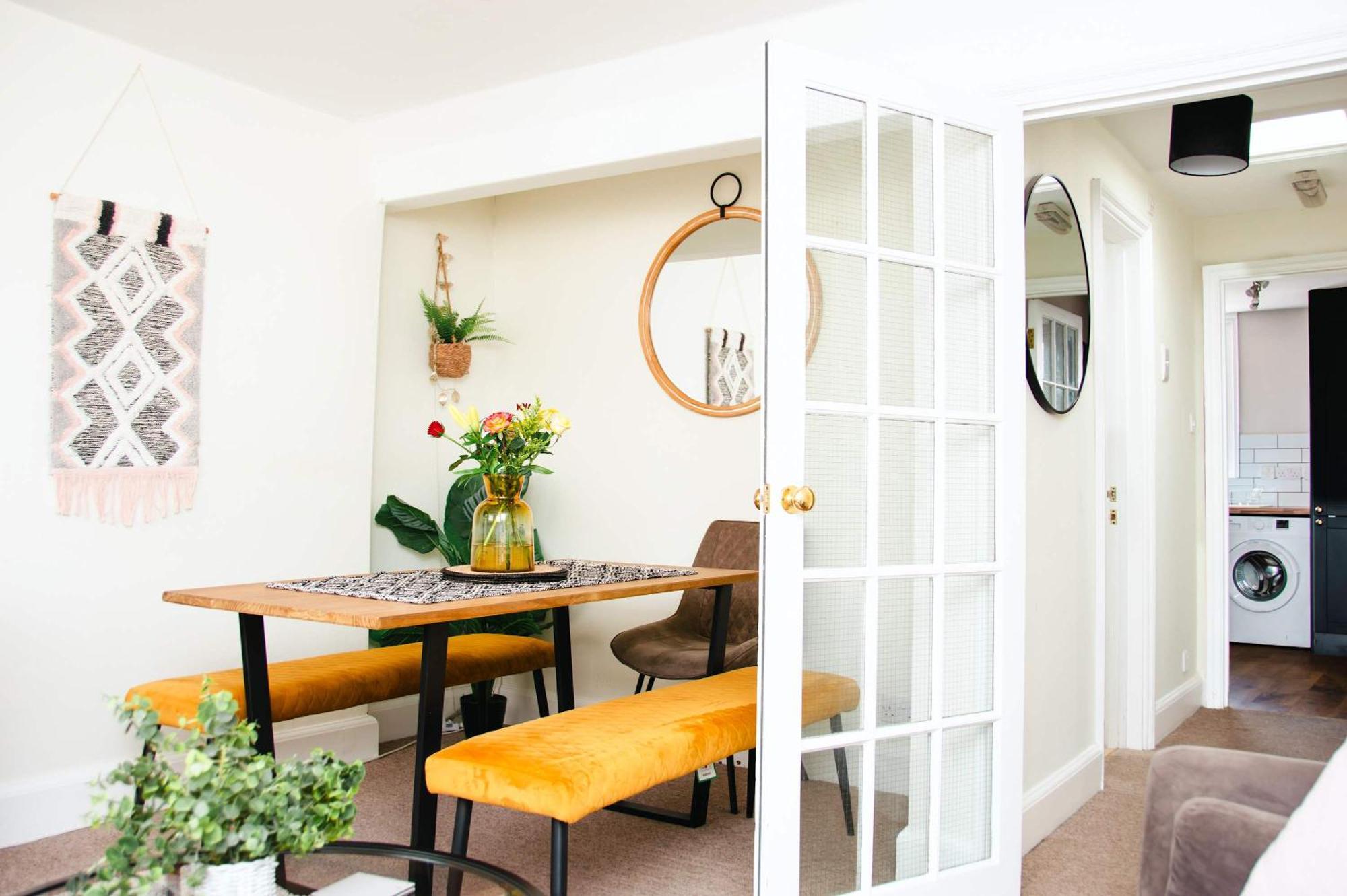 Beautiful Character 3 Bed City Centre Apartment Bath Bagian luar foto